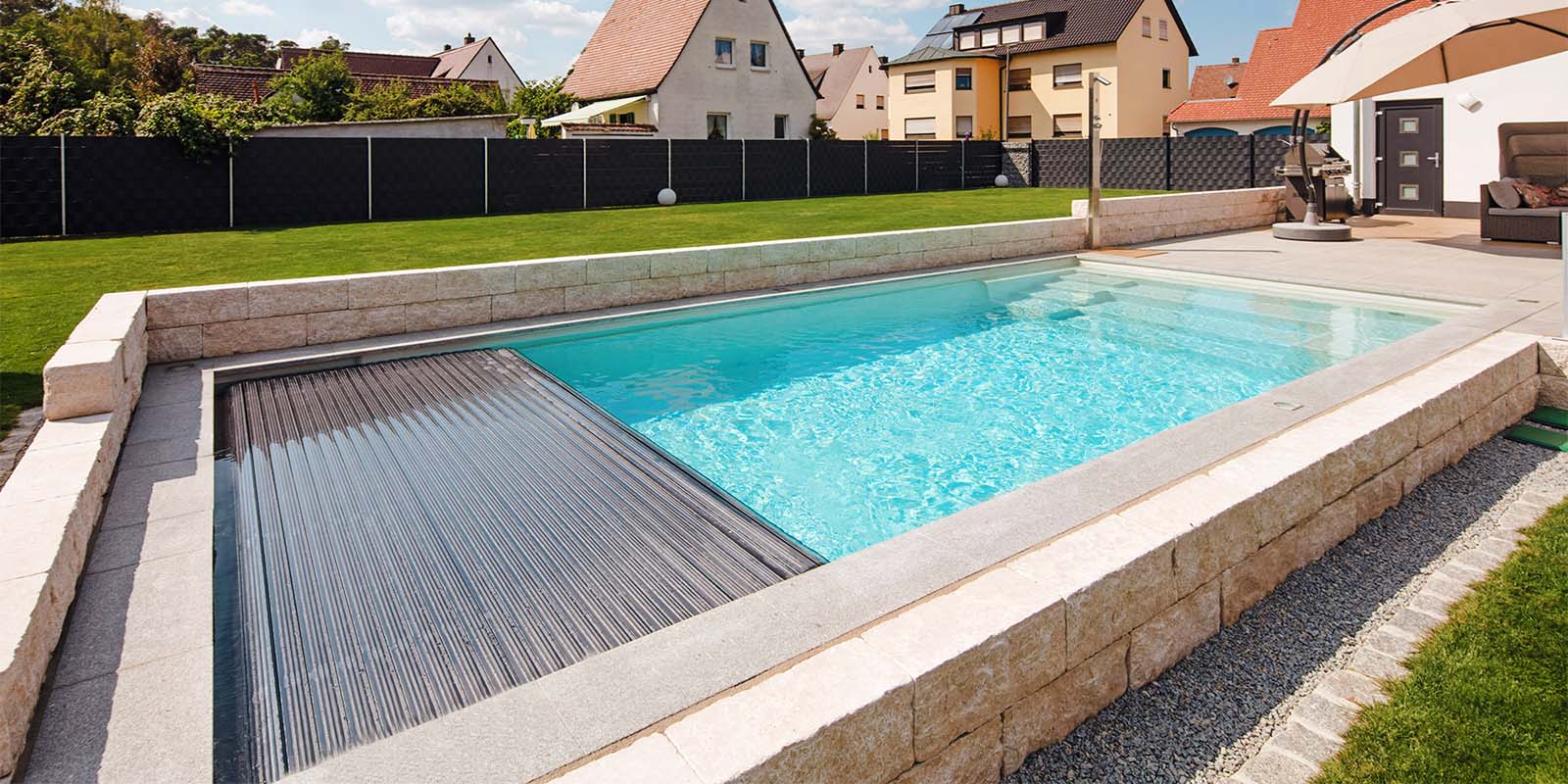 _medien_2-Bildarchiv_1-Schwimmbecken_7-Style_Modena_S_HOE_MIL_ECI_12_Rivierak4gd